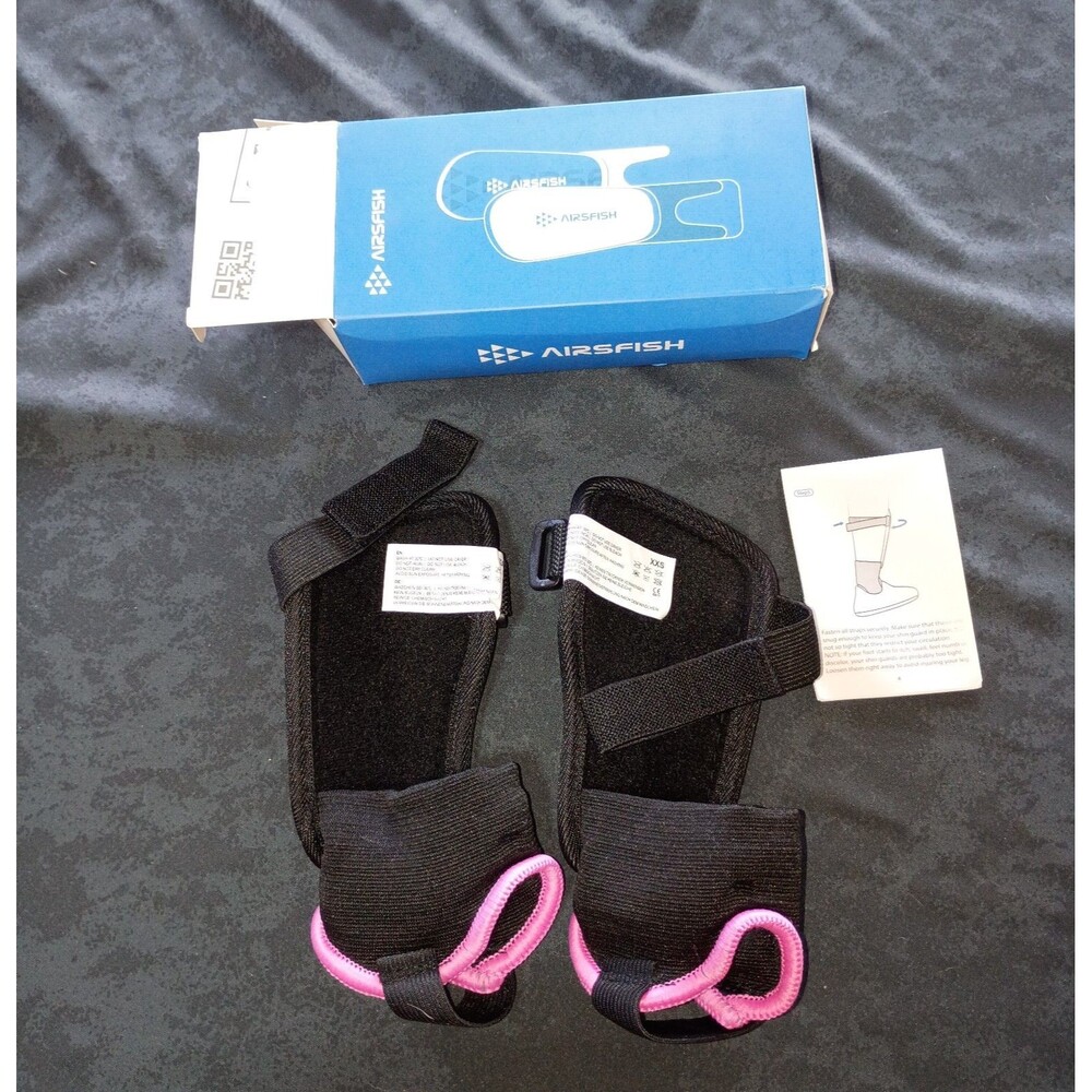 AIRSFISH Soccer Shin Guards Unisex Kids XXS Pink/Black Padded Adjustable - Picture 3 of 4